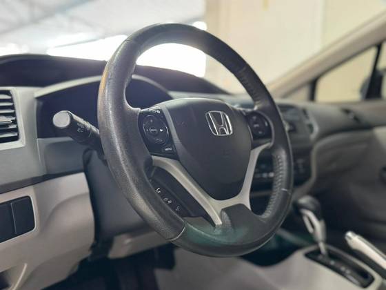 HONDA CIVIC 2.0 LXR 16V FLEX 4P AUTOMÁTICO